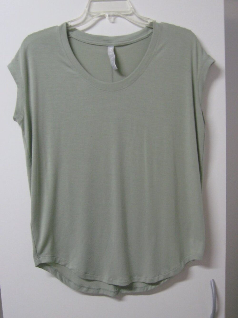 Athleta Cloudlight Stratus Tee Opal Green Size XS